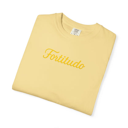 Fortitude - Camiseta teñida "Strength" - Camiseta inspiradora para la comodidad diaria, ideal para regalar y para uso casual.
