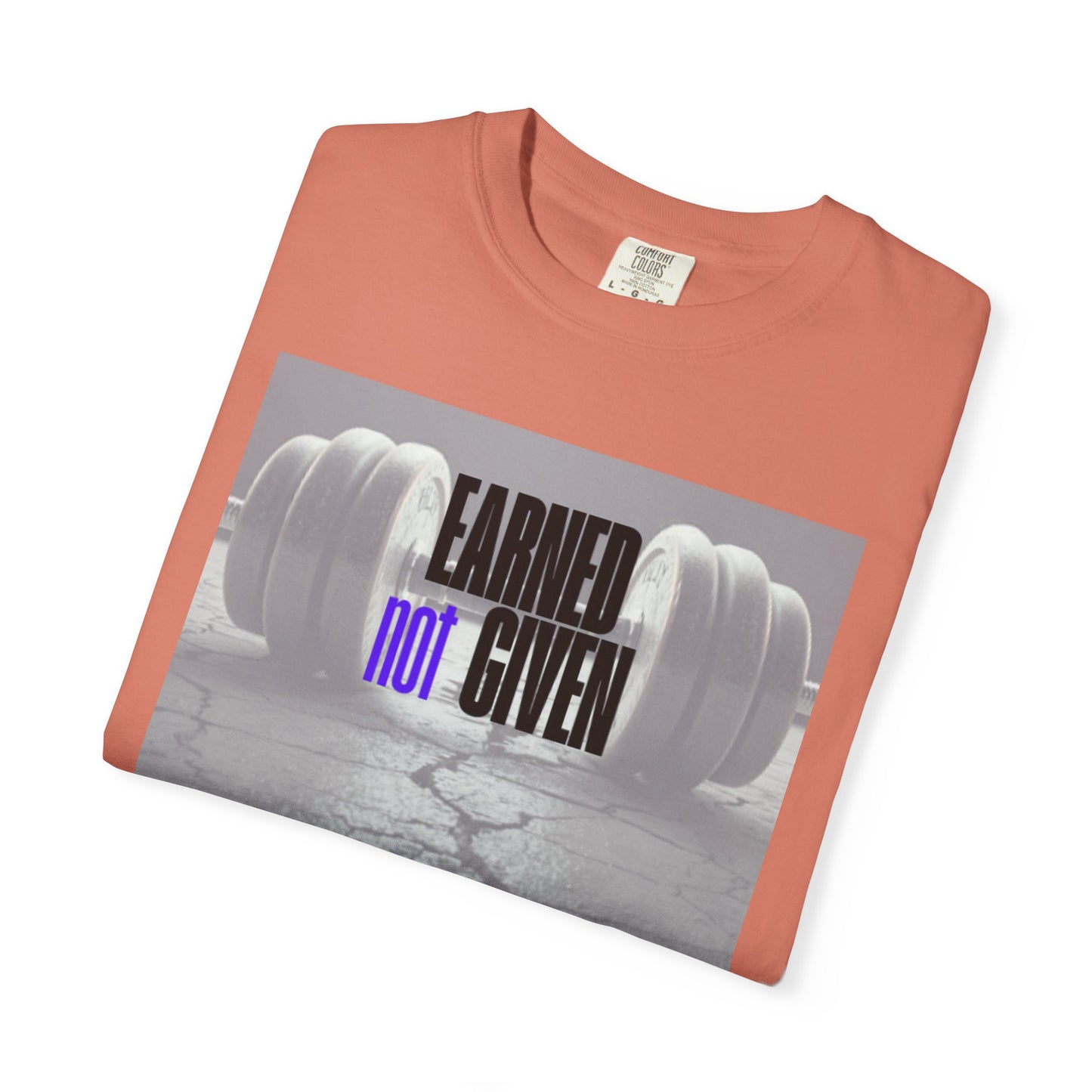 T-shirt motivacional para ginásio, t-shirt de fitness, presente para treino, roupa casual, conquistado, não dado, vestuário para um estilo de vida ativo.