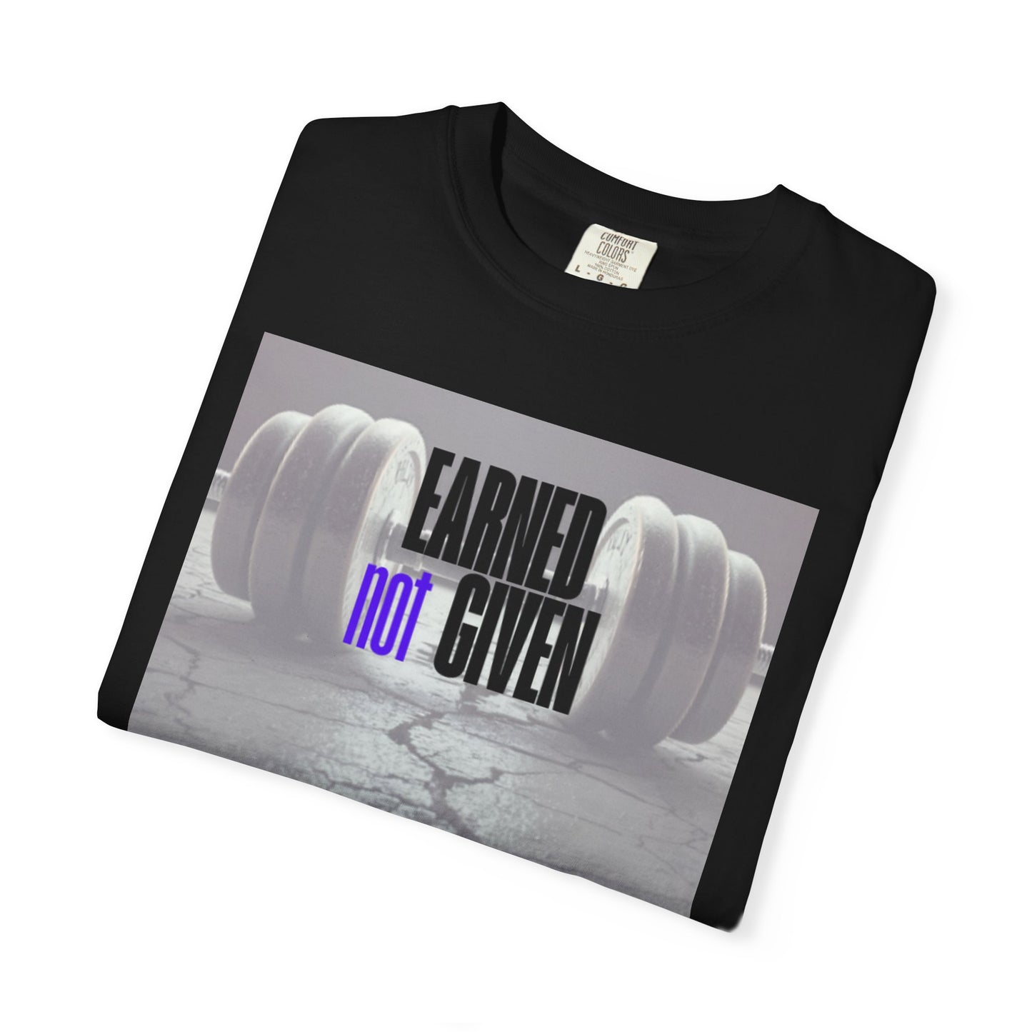 T-shirt motivacional para ginásio, t-shirt de fitness, presente para treino, roupa casual, conquistado, não dado, vestuário para um estilo de vida ativo.