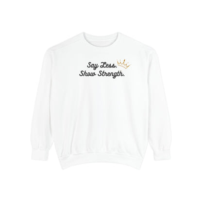 Sudadera de cuello redondo teñida en prenda. Di menos. Cómoda. Estilo Queen. 