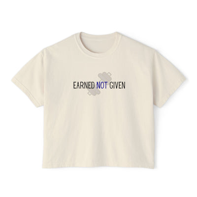 Camiseta cuadrada "Earned Not Given" para mujer | Camiseta de entrenamiento | Camiseta de gimnasio | Camiseta motivacional | Ropa deportiva | Estilo casual 